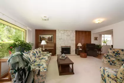 831 Holdom Avenue, Burnaby, BC, Burnaby — Single Family Residence for sale