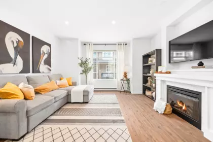 10 2979 156 Street, Surrey, BC, Surrey — Townhouse for sale