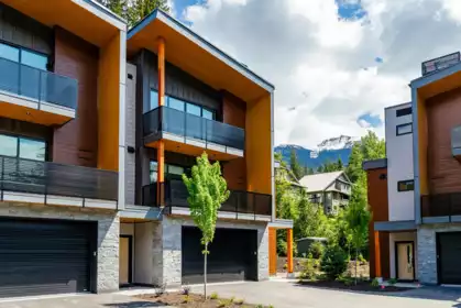19 2077 Garibaldi Way, Whistler, BC, Whistler — Townhouse for sale