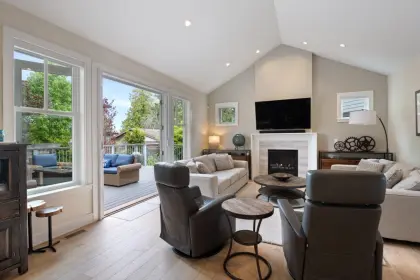 12913 15a Avenue, Surrey, BC, Surrey — Single Family Residence for sale