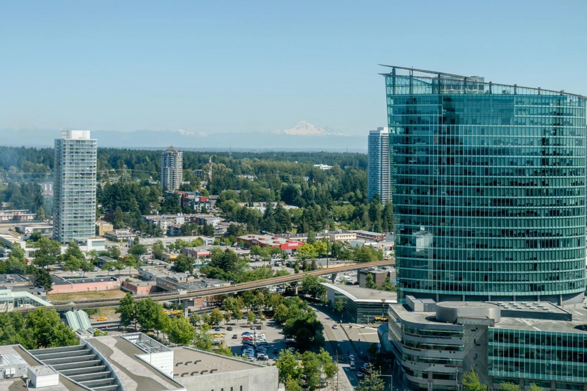 Garden / Landscaping Photo of 3103 13325 102a Avenue, Surrey, BC
