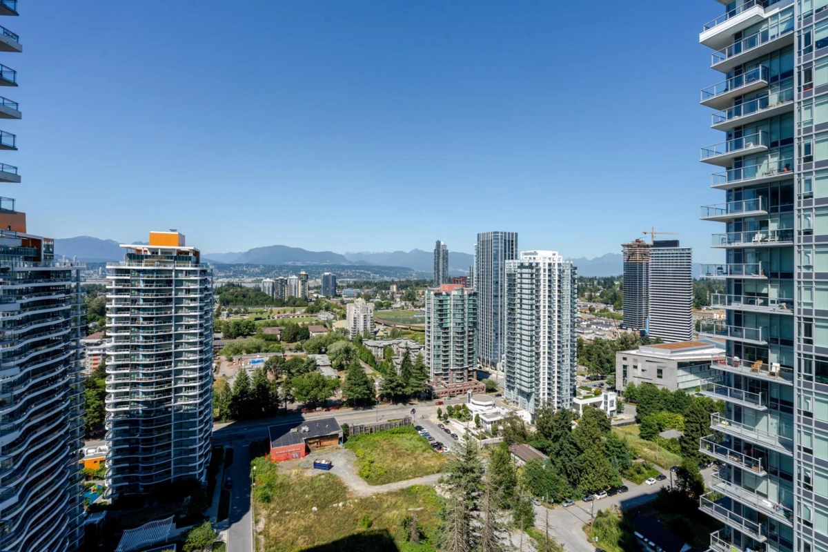 Mudroom Photo of 3103 13325 102a Avenue, Surrey, BC