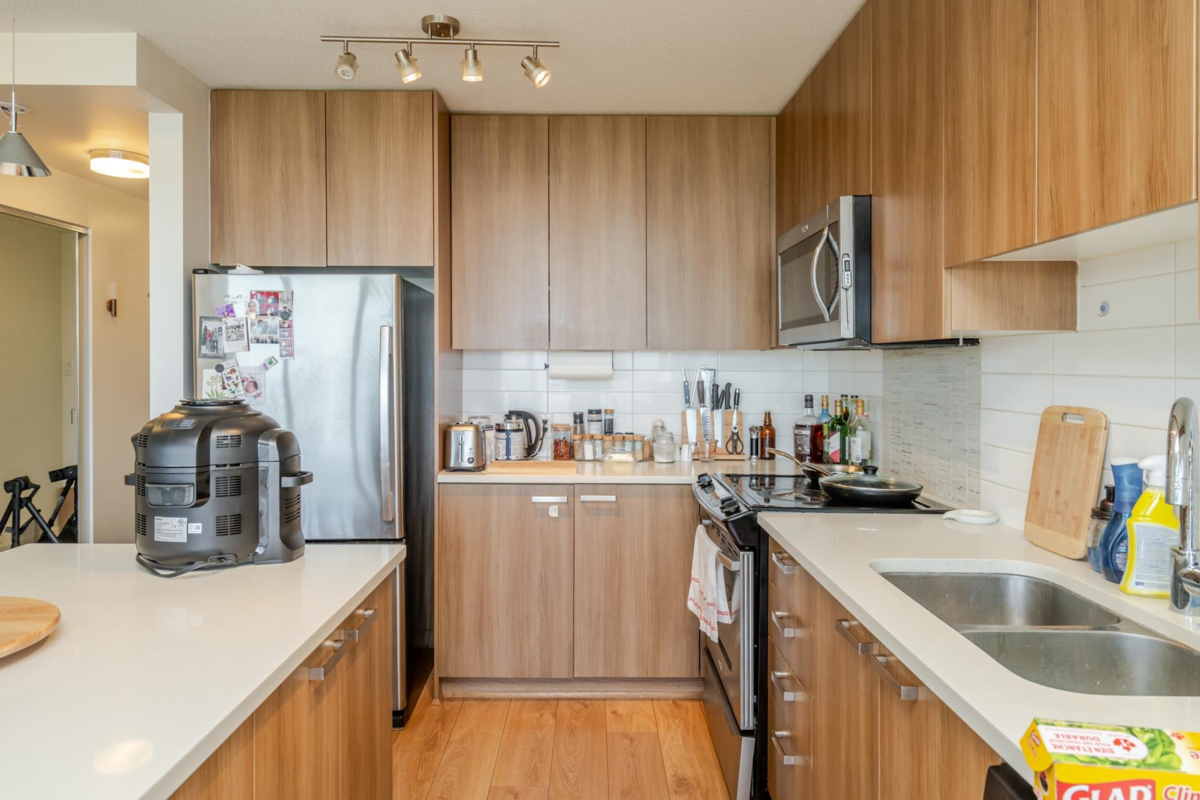 Primary Bedroom Photo of 3103 13325 102a Avenue, Surrey, BC