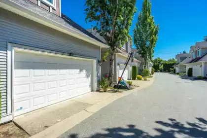 30 19977 71 Avenue, Langley, BC, Langley — Townhouse for sale