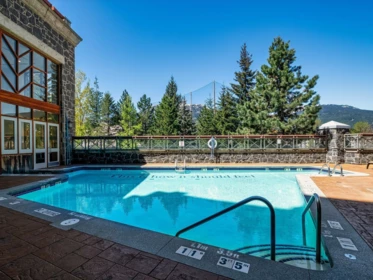 Basement Recreation Room Photo of 577 4090 Whistler Way, Whistler, BC