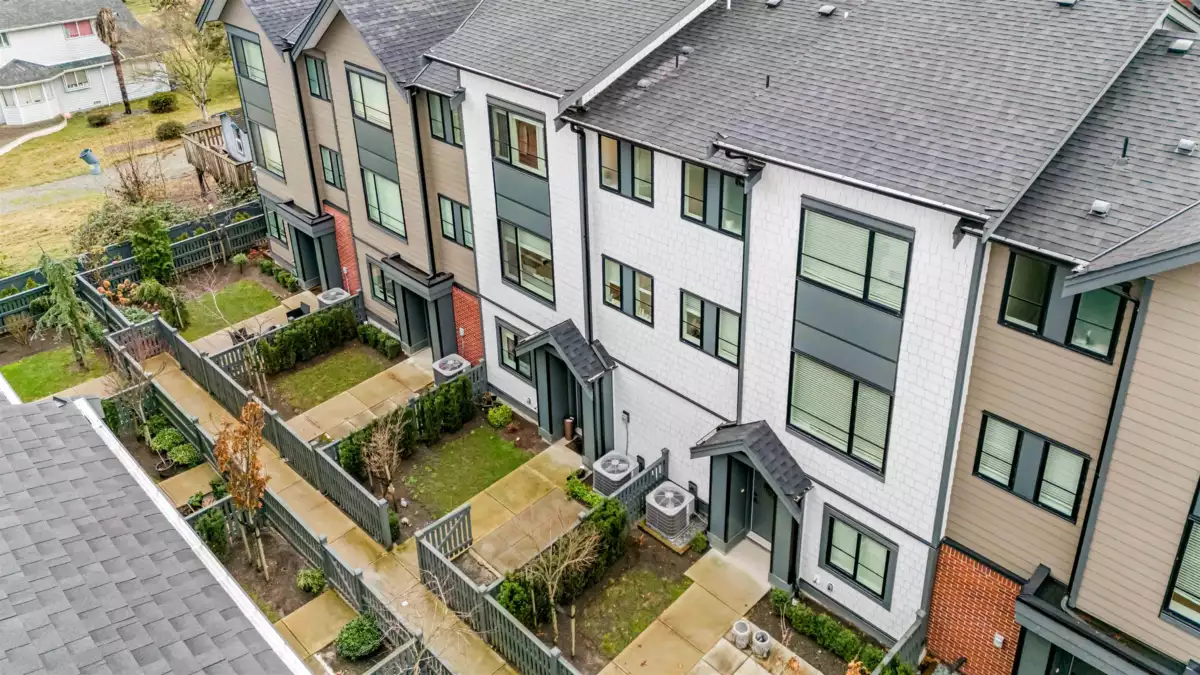 Backyard Photo of 18 19897 75a Avenue, Langley, BC