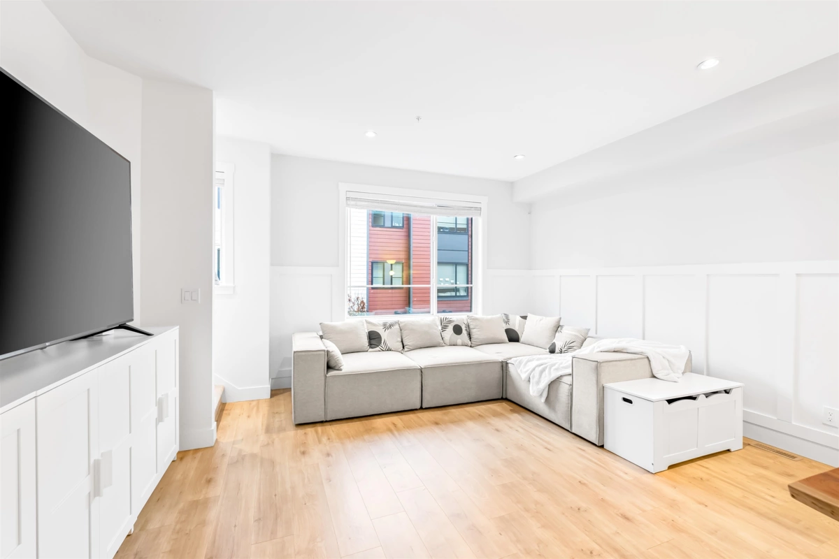 Breakfast Nook Photo of 18 19897 75a Avenue, Langley, BC