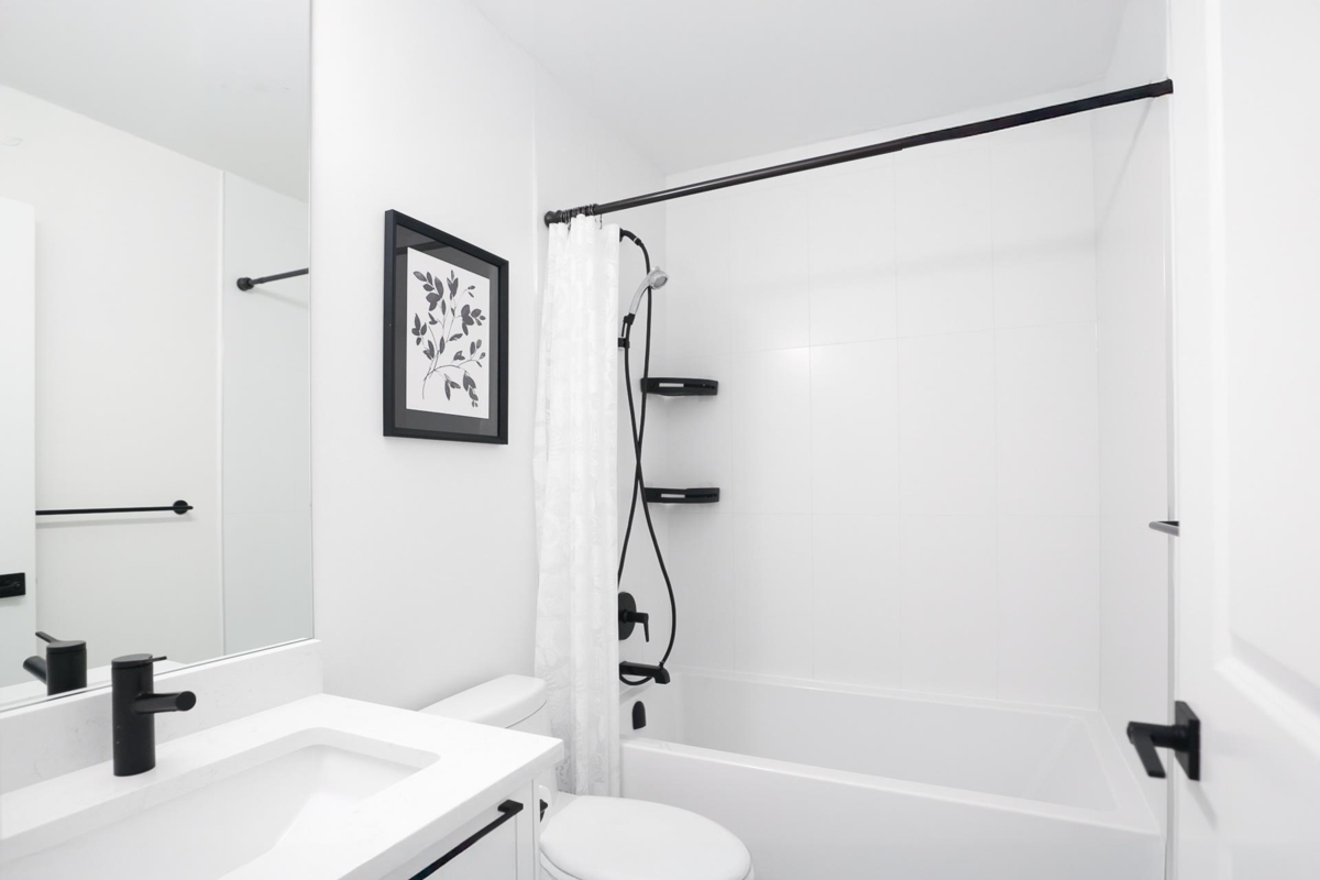 Entry Foyer Photo of 18 19897 75a Avenue, Langley, BC