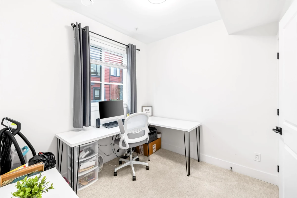 Hallway Photo of 18 19897 75a Avenue, Langley, BC