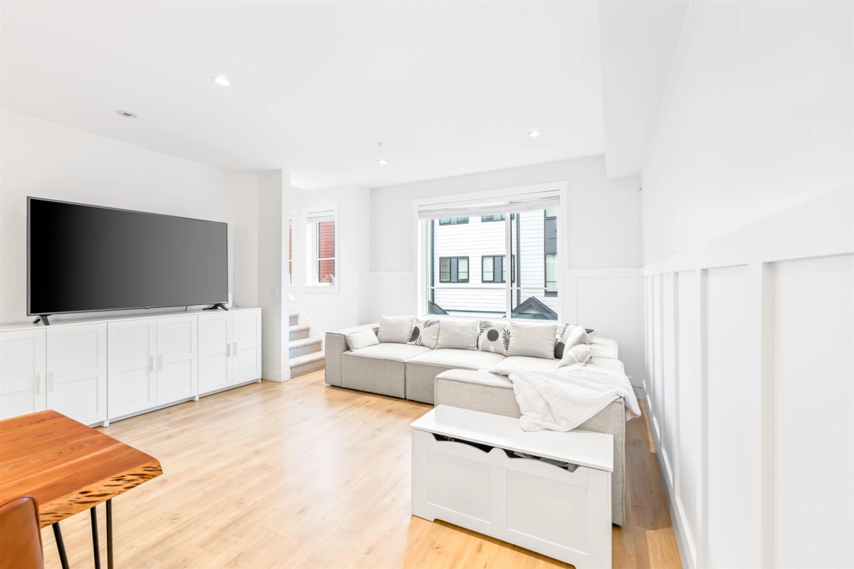 Walk-In Closet Photo of 18 19897 75a Avenue, Langley, BC