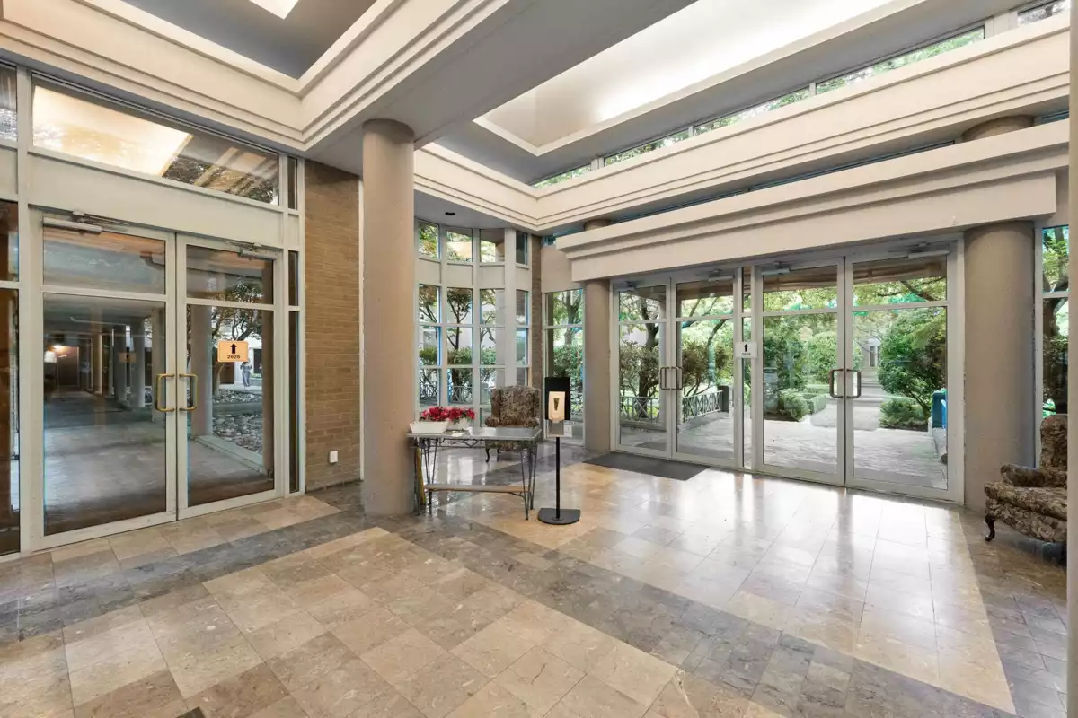 Front Yard Photo of 1301 2628 Ash Street, Vancouver, BC