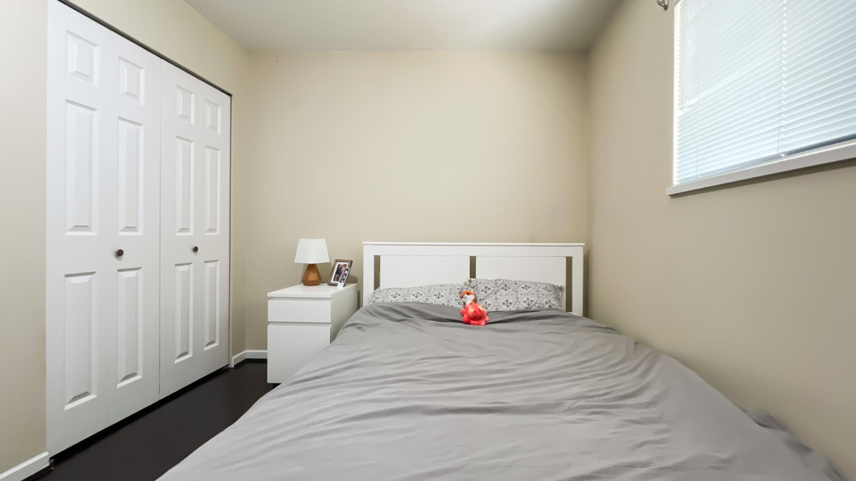 Entry Foyer Photo of 5240 Oliver Drive, Richmond, BC