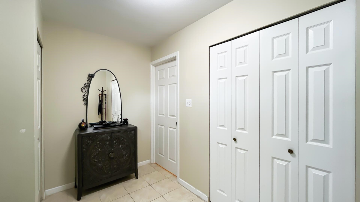 Guest Bathroom Photo of 5240 Oliver Drive, Richmond, BC