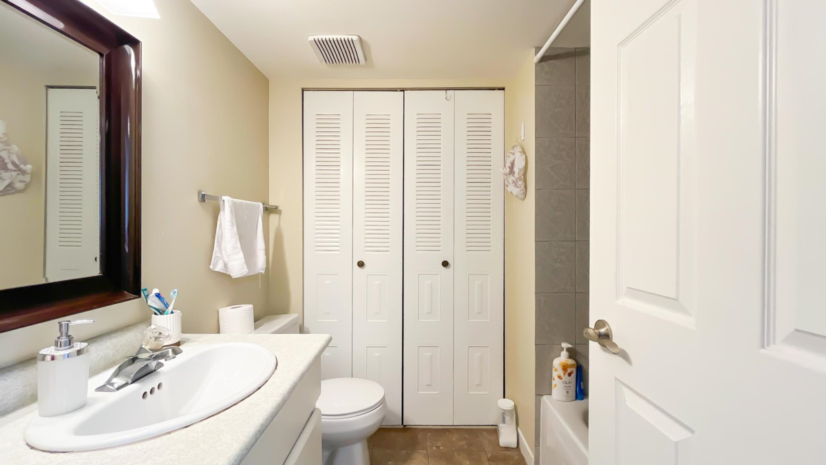 Outdoor Deck Photo of 5240 Oliver Drive, Richmond, BC