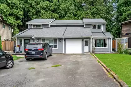1095 Spruce Avenue, Port Coquitlam, BC, Port Coquitlam — Half Duplex for sale
