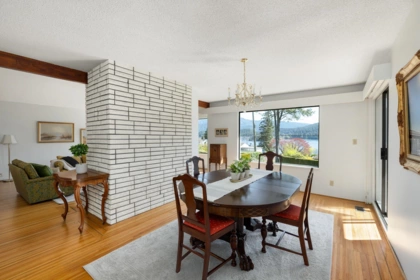 587 Beachview Drive, North Vancouver, BC, North Vancouver — Single Family Residence for sale