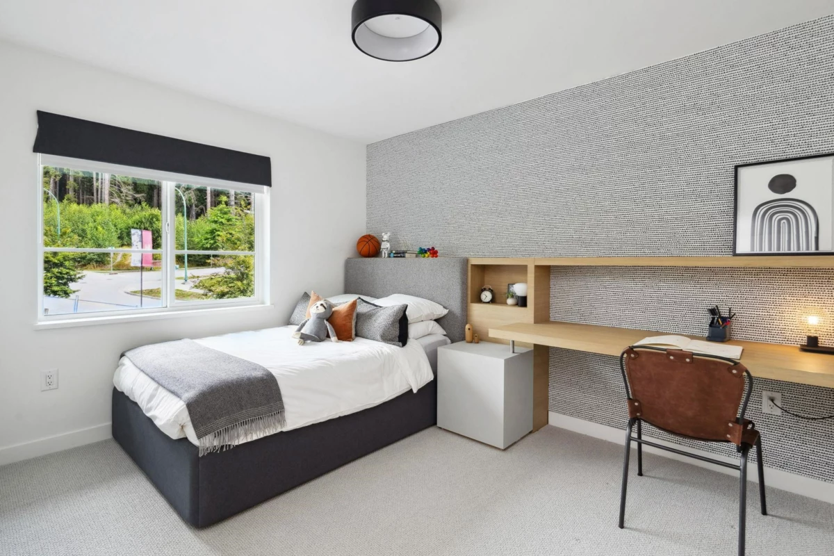 Family Room Photo of 131 3535 Highland Drive, Coquitlam, BC