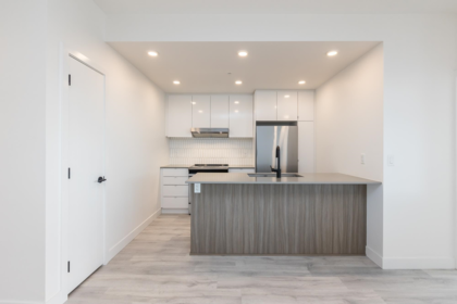 606 32828 Landeau Place, Abbotsford, BC
