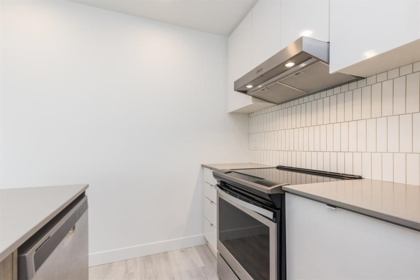 Kitchen Photo of 606 32828 Landeau Place, Abbotsford, BC