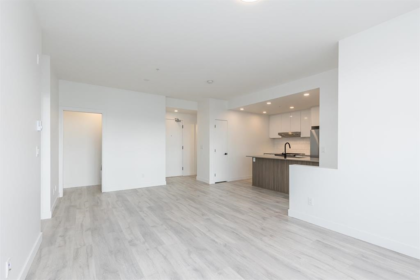 Primary Bathroom Photo of 606 32828 Landeau Place, Abbotsford, BC