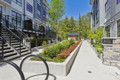 110 2045 Heritage Park Lane, North Vancouver, BC, North Vancouver — Townhouse for sale
