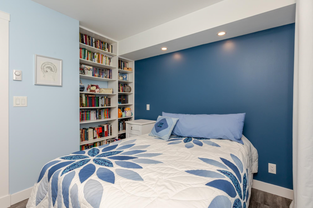 Staircase Photo of 6522 193a Street, Surrey, BC