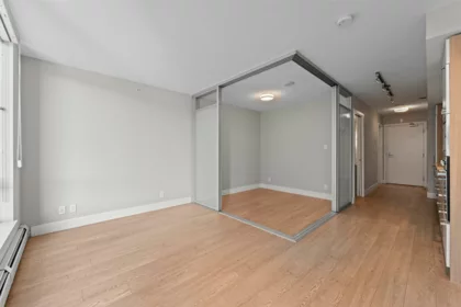 516 1783 Manitoba Street, Vancouver, BC, Vancouver — Apartment/Condo for sale