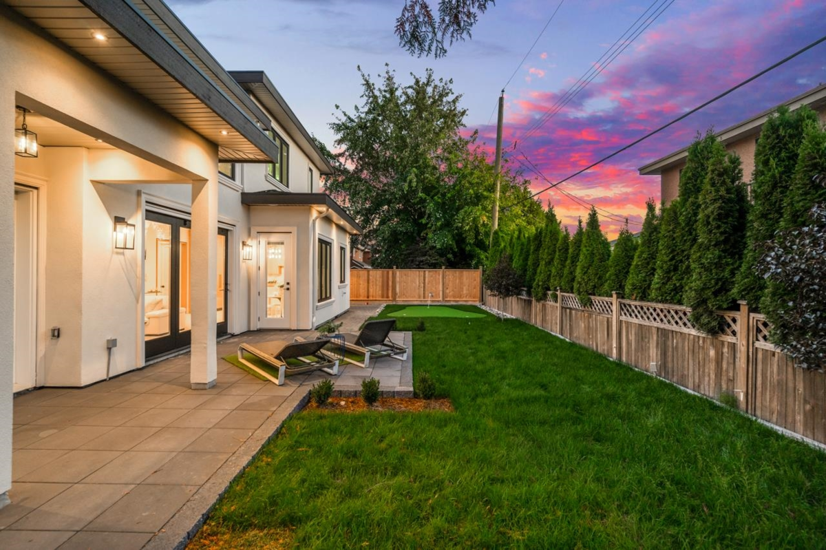 Fitness Center Photo Near 8411 Elsmore Road, Richmond, BC