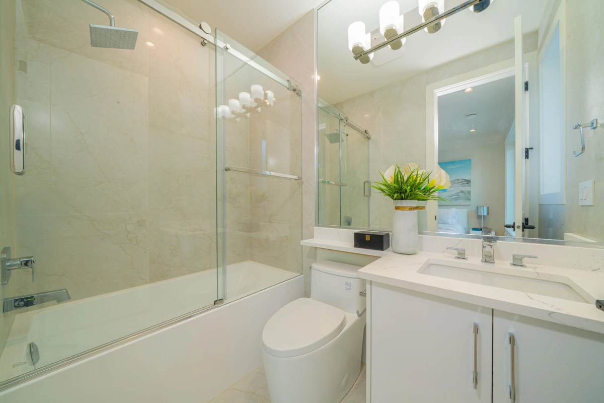 Swimming Pool Photo of 8411 Elsmore Road, Richmond, BC