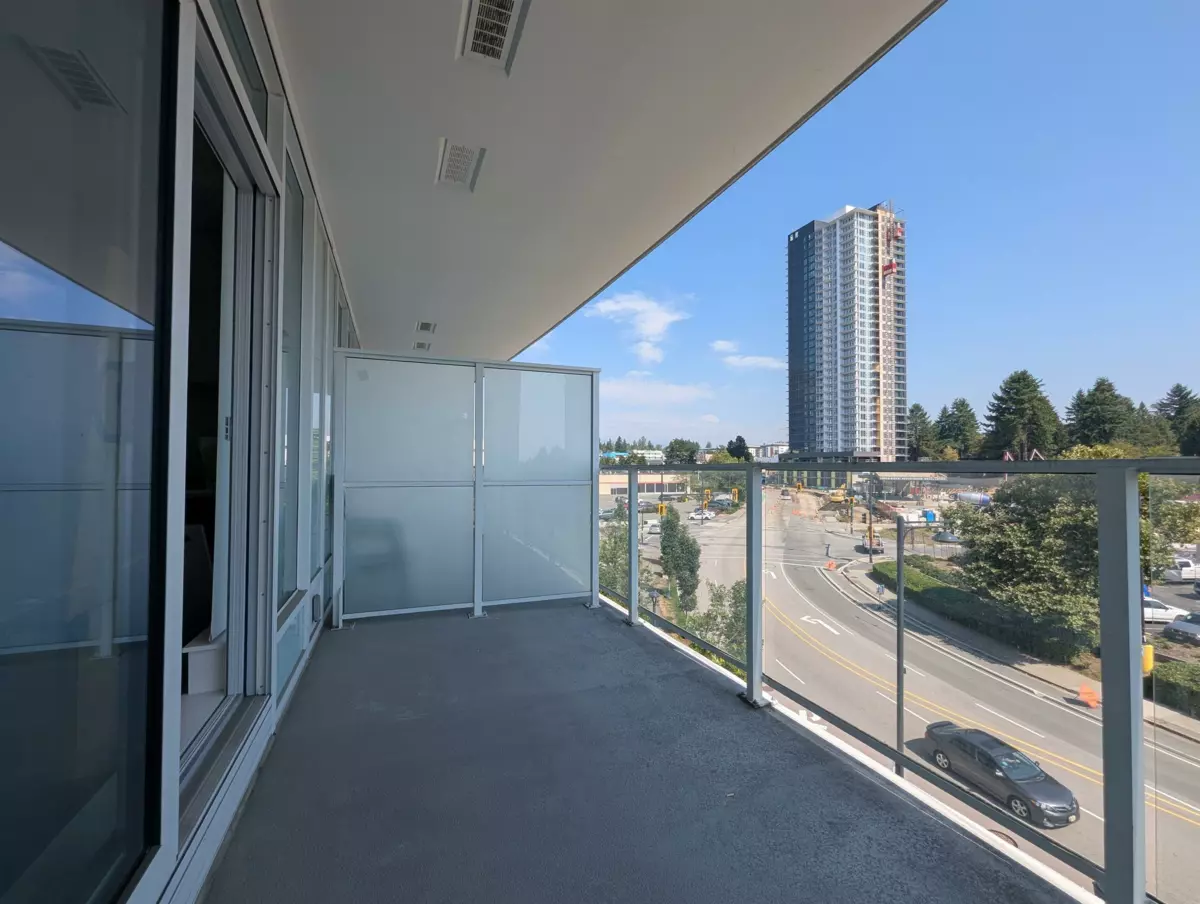 Breakfast Nook Photo of 303 13685 102 Avenue, Surrey, BC