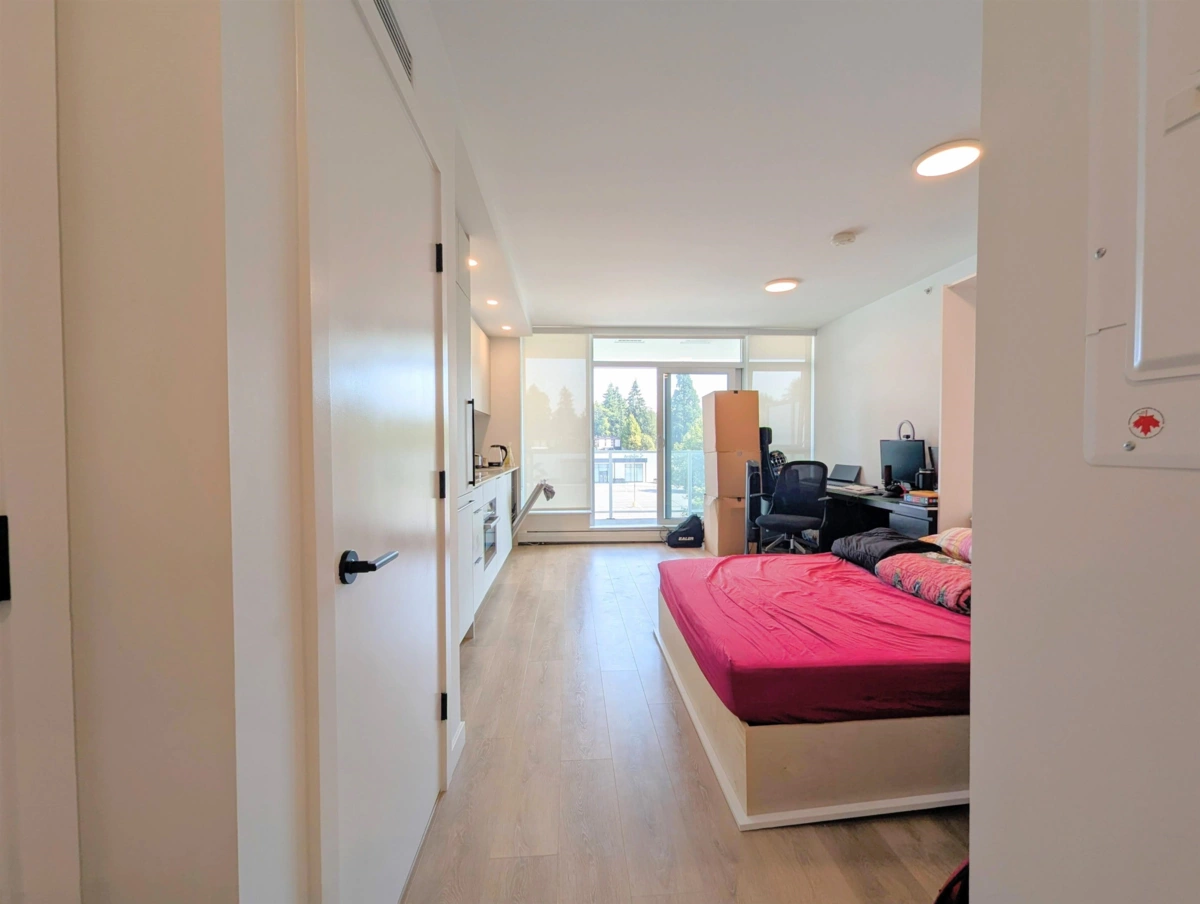 Exterior Rear Photo of 303 13685 102 Avenue, Surrey, BC