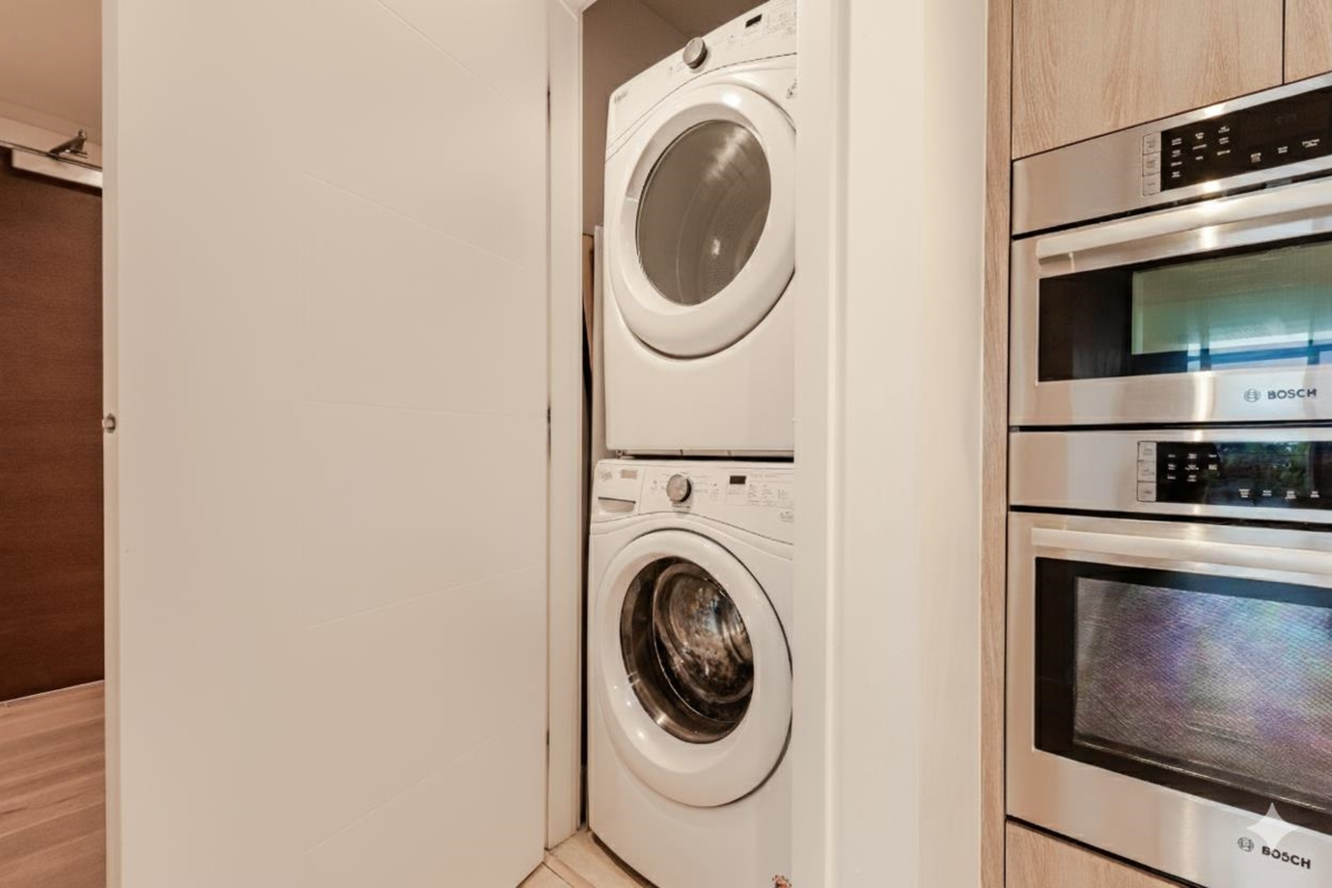 Kitchen Photo of 205 1295 Conifer Street, North Vancouver, BC