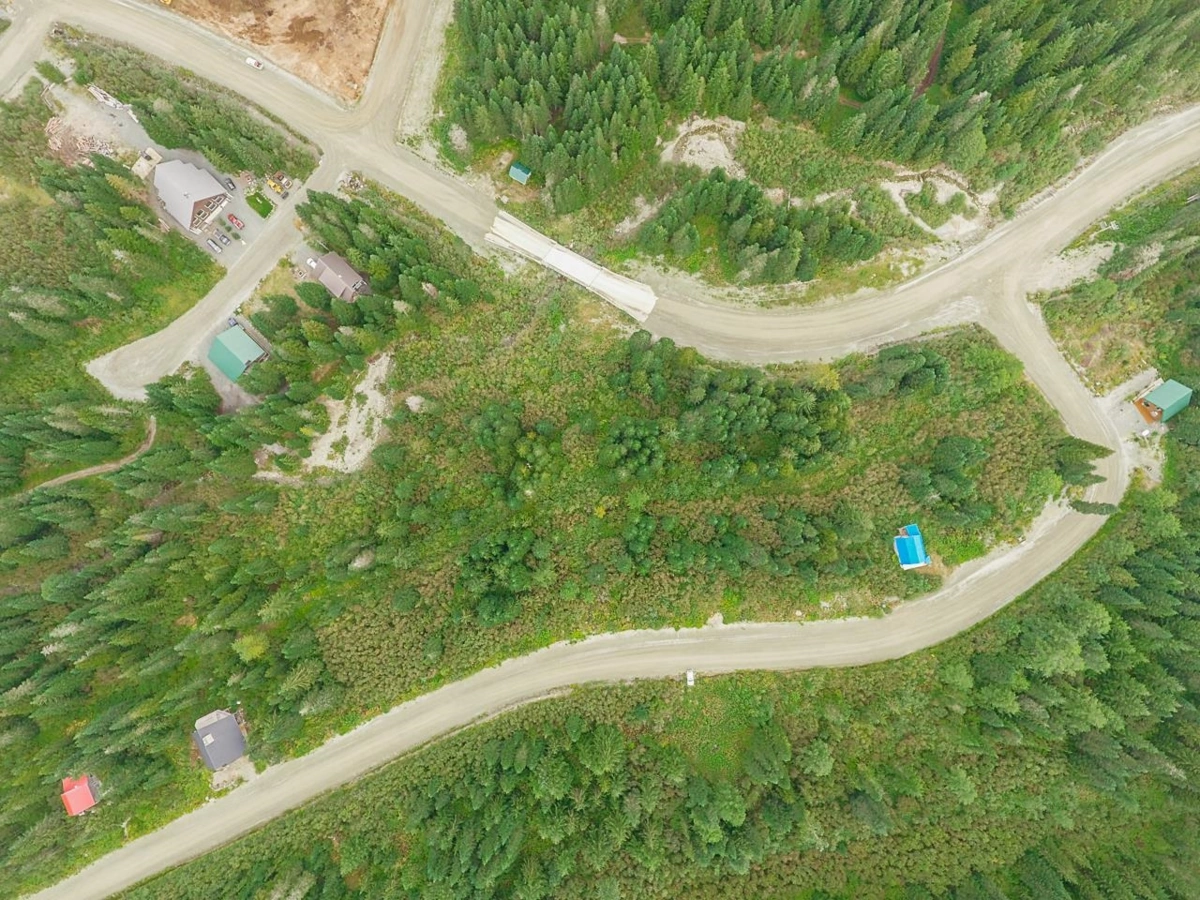 Basement Recreation Room Photo of 20478 Edelweiss Drive, Mission, BC