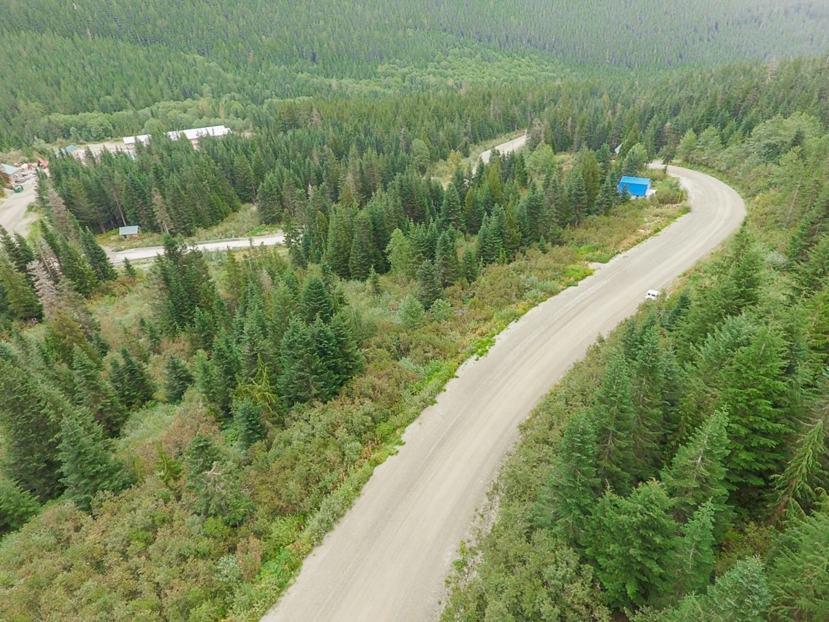 Breakfast Nook Photo of 20478 Edelweiss Drive, Mission, BC