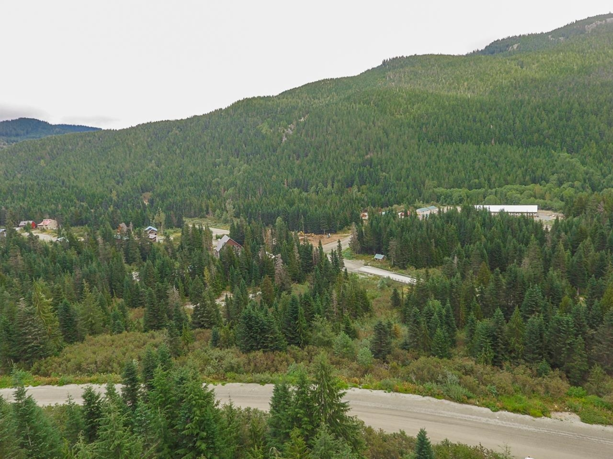 Kitchen Photo of 20478 Edelweiss Drive, Mission, BC