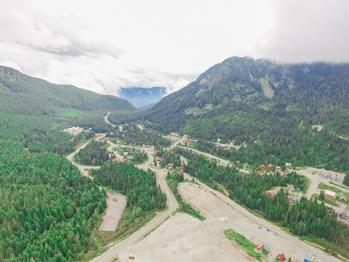 Staircase Photo of 20478 Edelweiss Drive, Mission, BC