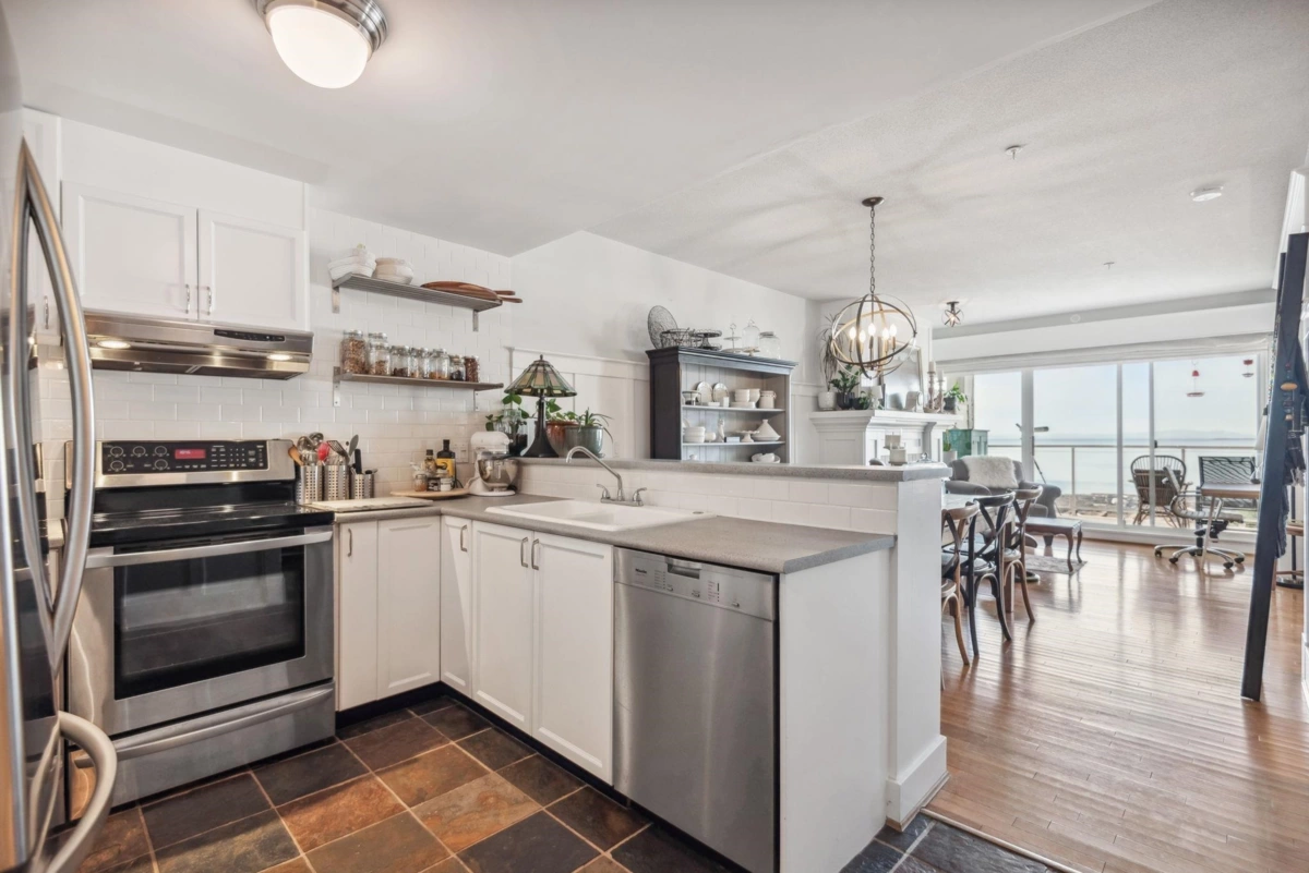 Bedroom 4 Photo of 210 1120 Tsatsu Shores Drive, Tsawwassen, BC