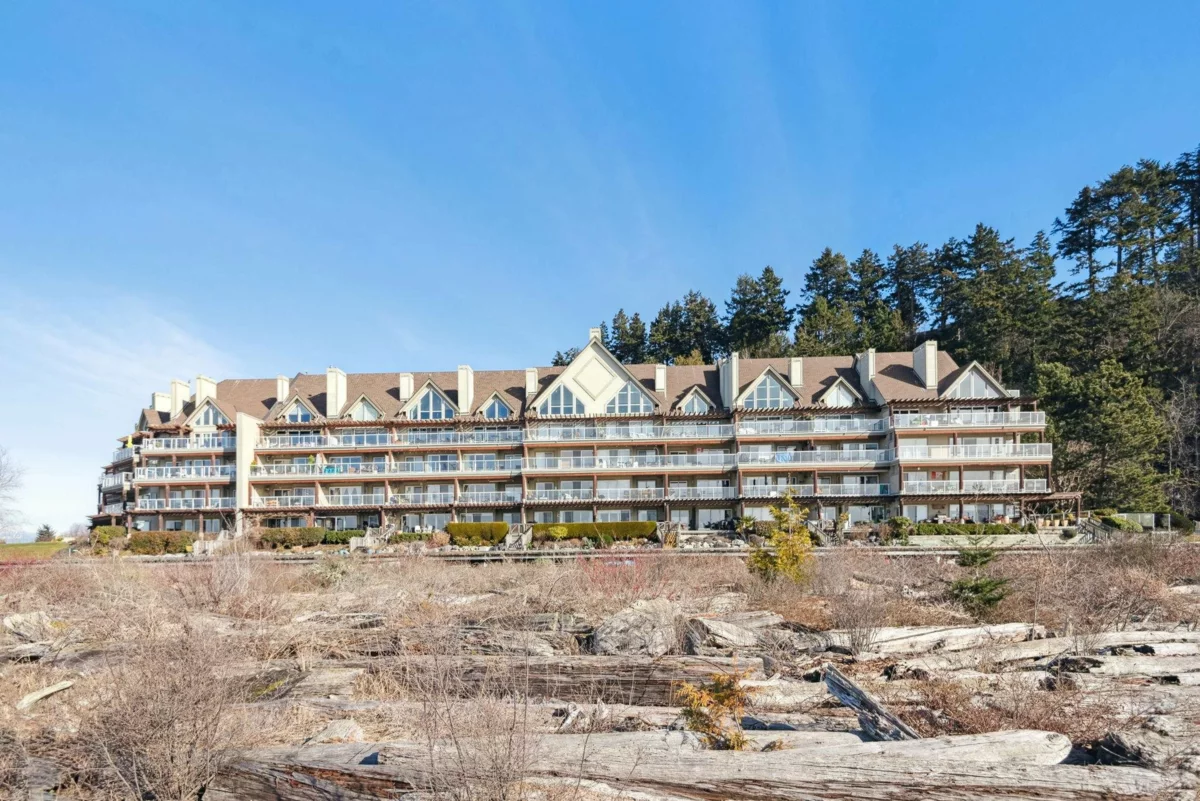 Exterior Rear Photo of 210 1120 Tsatsu Shores Drive, Tsawwassen, BC