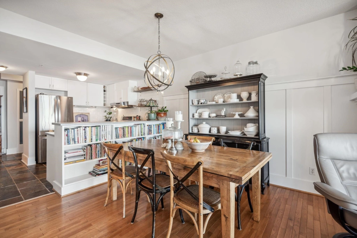 Walk-In Closet Photo of 210 1120 Tsatsu Shores Drive, Tsawwassen, BC