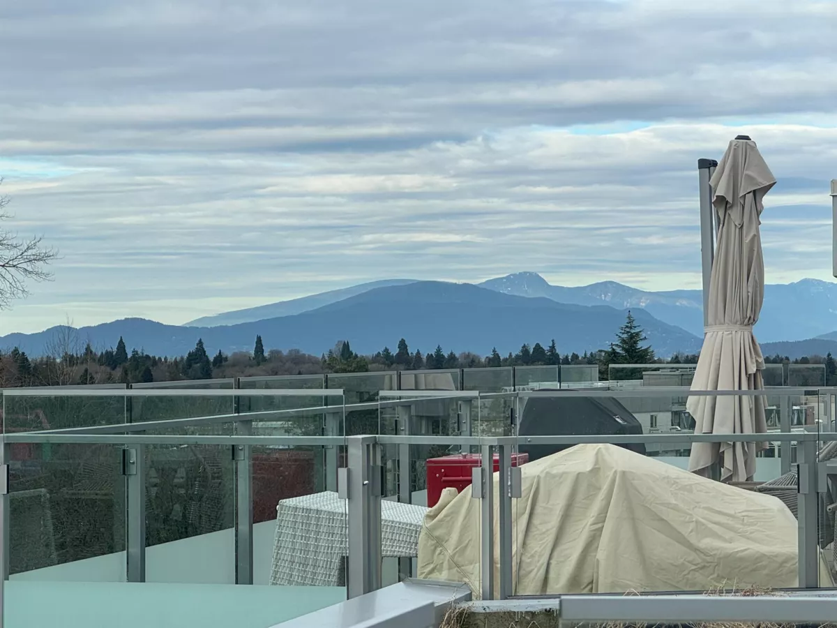 Front Yard Photo of 604 5033 Cambie Street, Vancouver, BC