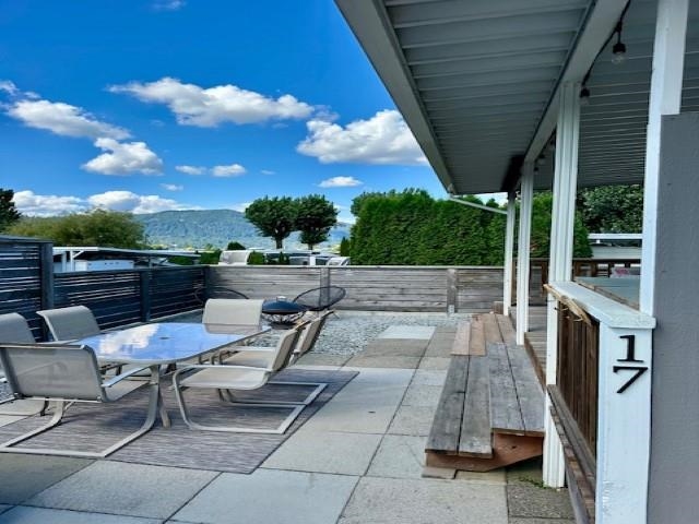 Living Room Photo of 17 9341 Shook Road, Mission, BC