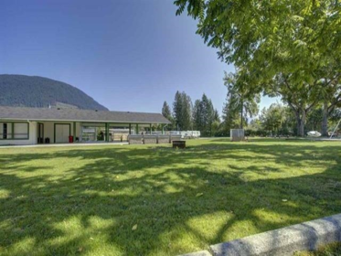 Entry Foyer Photo of 17 9341 Shook Road, Mission, BC