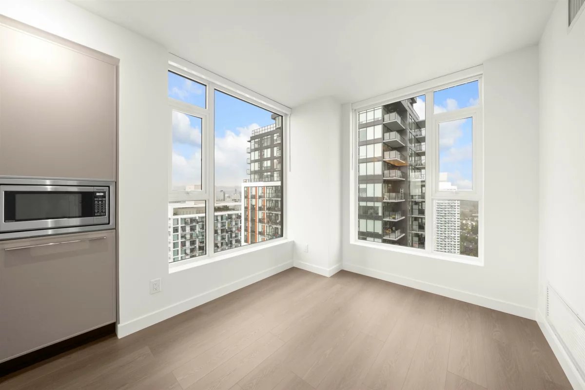 Primary Bathroom Photo of 3503 13745 George Junction, Surrey, BC