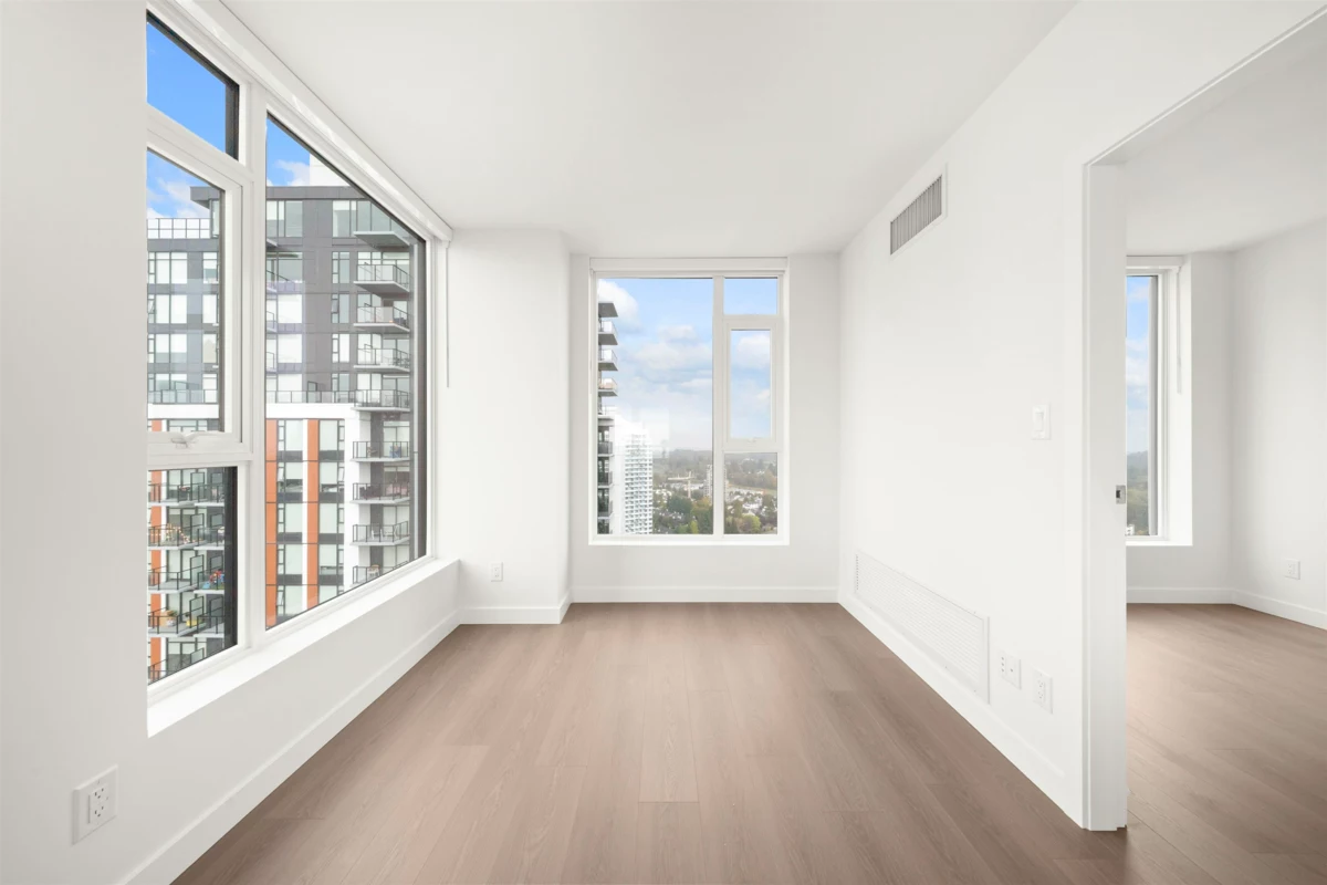 Walk-In Closet Photo of 3503 13745 George Junction, Surrey, BC