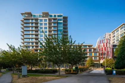 902 6971 Elmbridge Way, Richmond, BC, Richmond — Apartment/Condo for sale