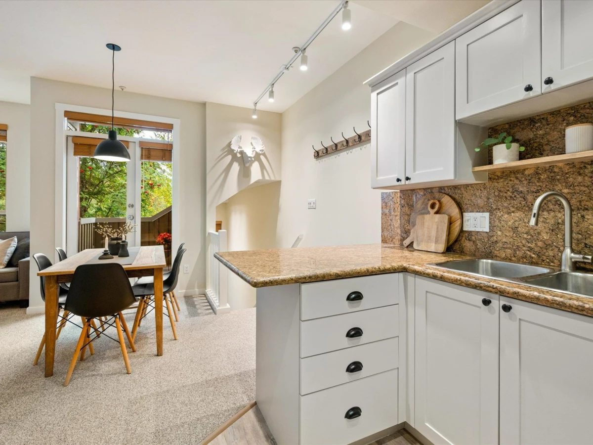 Primary Bathroom Photo of 16 4385 Northlands Boulevard, Whistler, BC