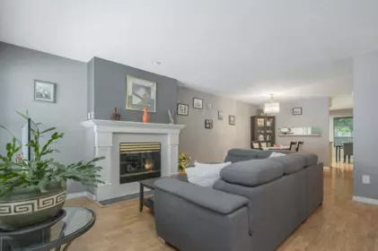 Breakfast Nook Photo of 109 10308 155a Street, Surrey, BC