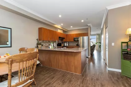 Kitchen Photo of 47 35287 Old Yale Road, Abbotsford, BC
