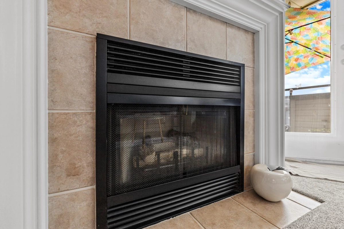 Family Room Photo of 407 33708 King Road, Abbotsford, BC