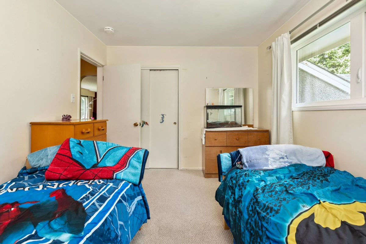 Office / Den Photo of 14093 Magdalen Avenue, White Rock, BC